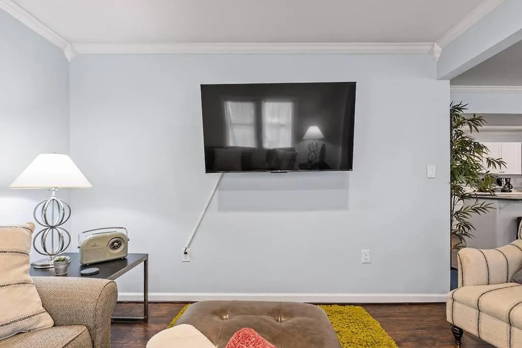 The Bamboo House! Dog-Friendly Home N Rva Sleeps 8 Richmond 0*,